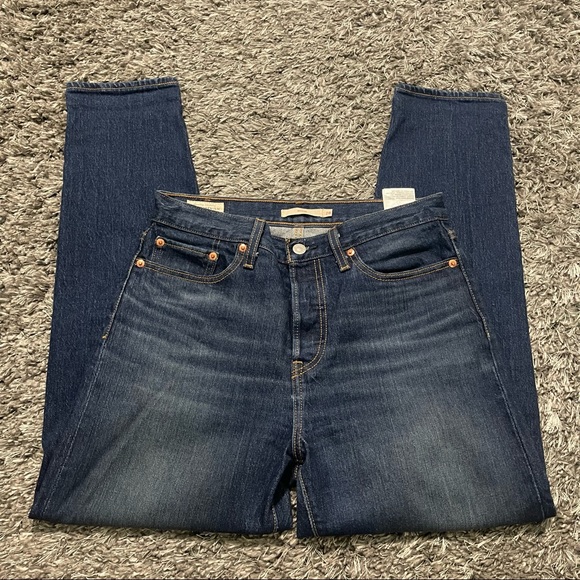 Levi's Denim - Levi's Premium Wedgie Jeans size 28